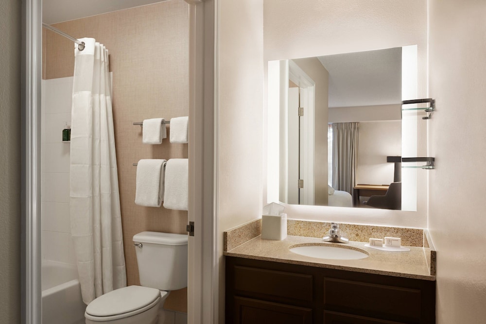 Residence Inn by Marriott Chicago Bloomingdale - photo 13