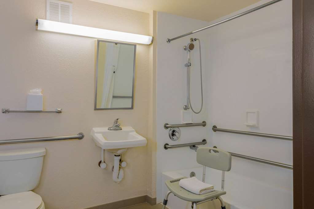 Wyndham Garden Tallahassee Capitol - photo 26