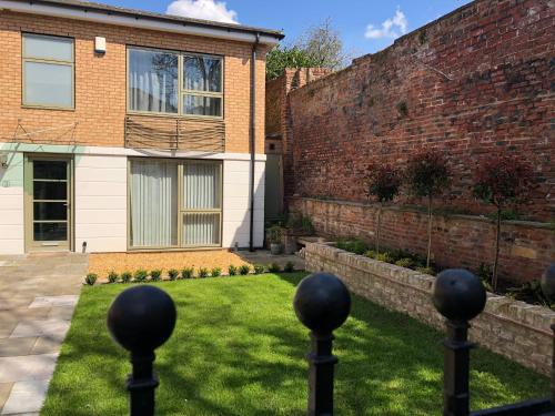 3 Summer House News — 4-Star Luxury Hotel in York, United Kingdom