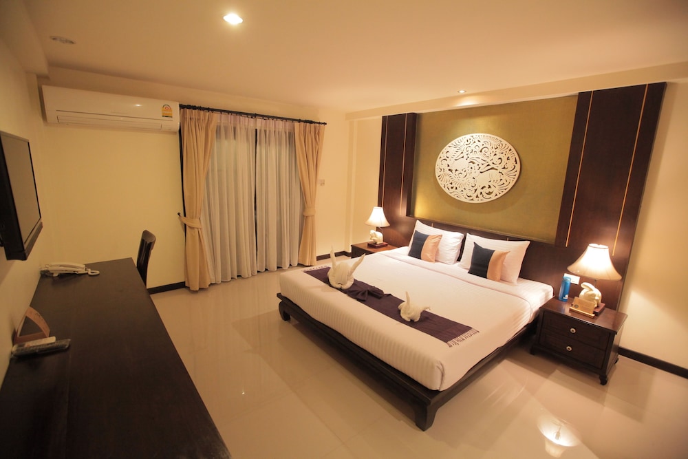 Wiang Kaew Hotel — Phu Phiang — photo 4