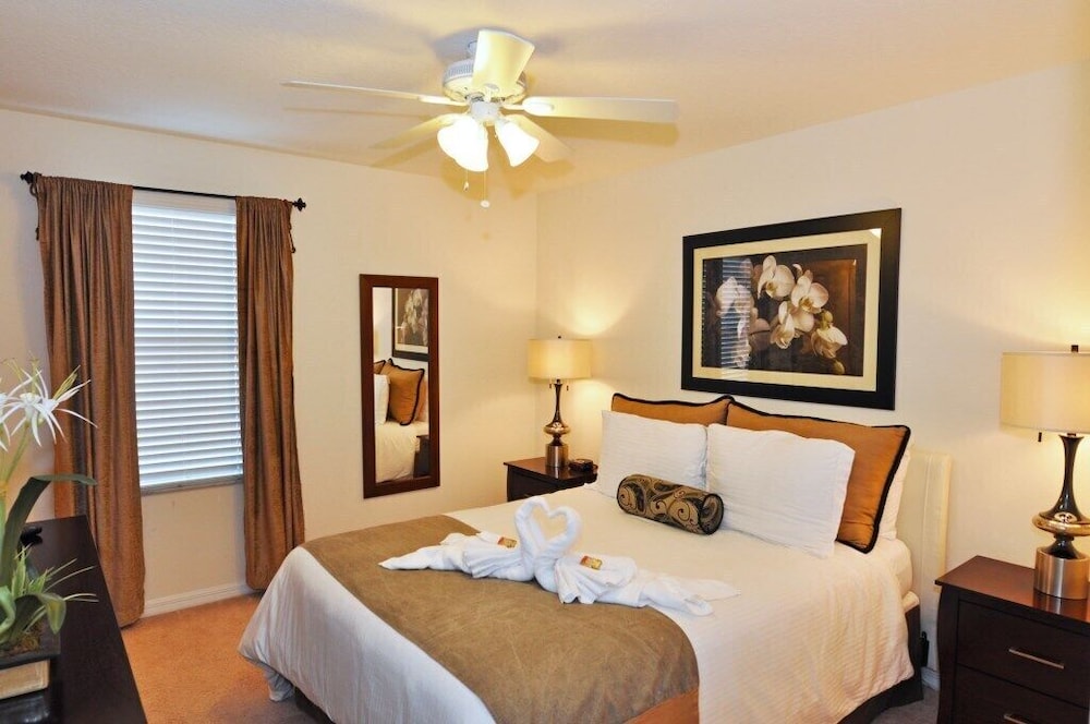 3 Bed Twhm W splash Pool at Bella Vida Resort - photo 3