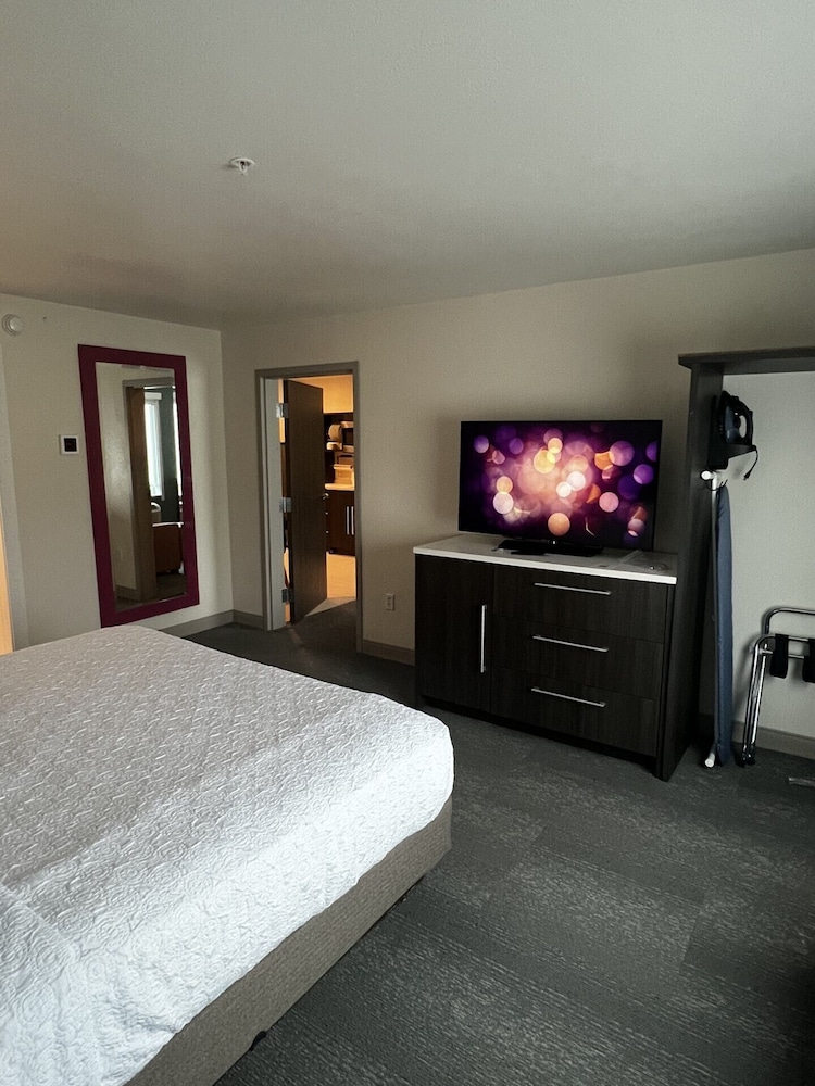 Home2 Suites by Hilton Hinesville - photo 4