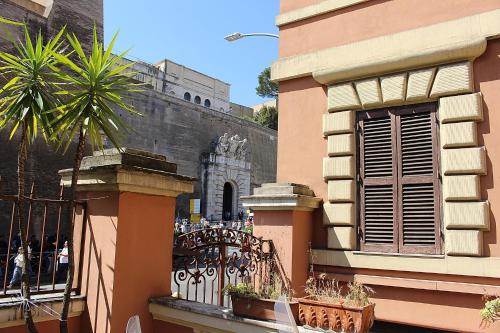 Porta del Vaticano — 4-Star Luxury Hotel in Rome, Italy