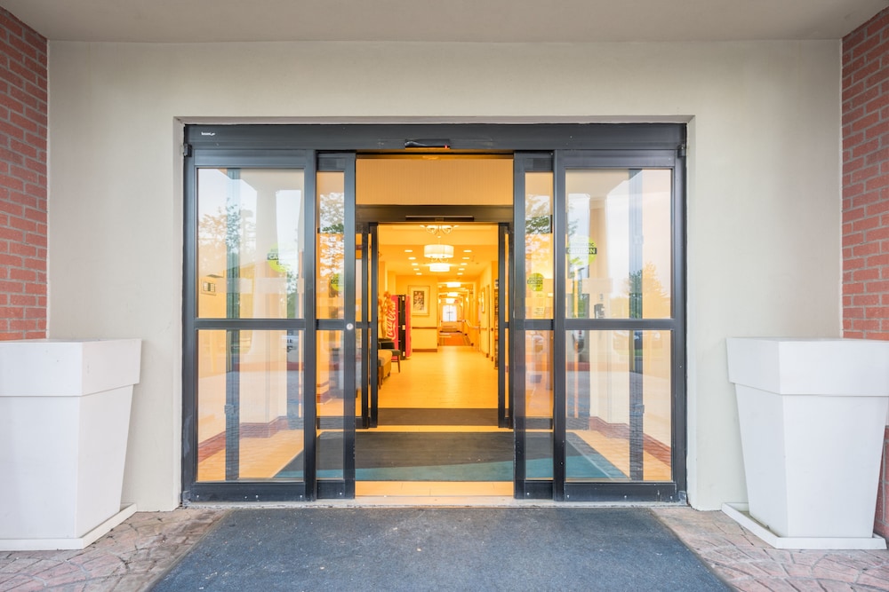 Holiday Inn Express & Suites Quakertown Allentown Area by IHG - photo 43