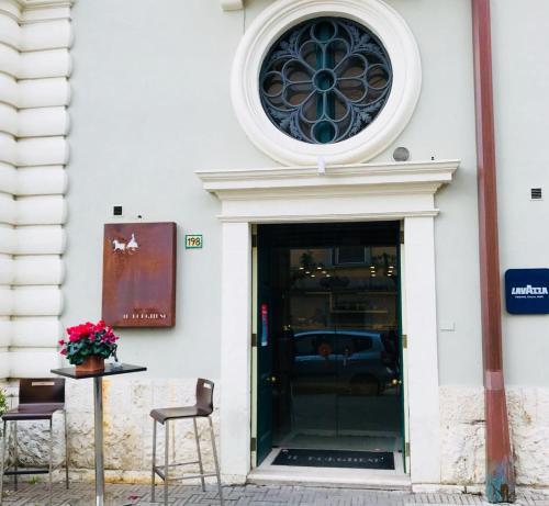 Dimore Pietrapenta Apartments Suites & Rooms Via Lucana 223 Via Piave 23 Via Chiancalata 16 Vico Fornaci 9 — 4-Star Luxury Hotel in Matera, Italy