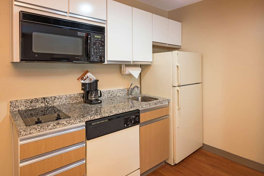 MainStay Suites Chicago Hoffman Estates - photo 5