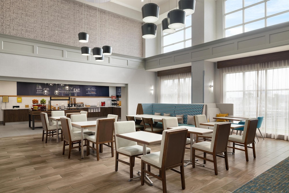 Hampton Inn & Suites Galveston - photo 39