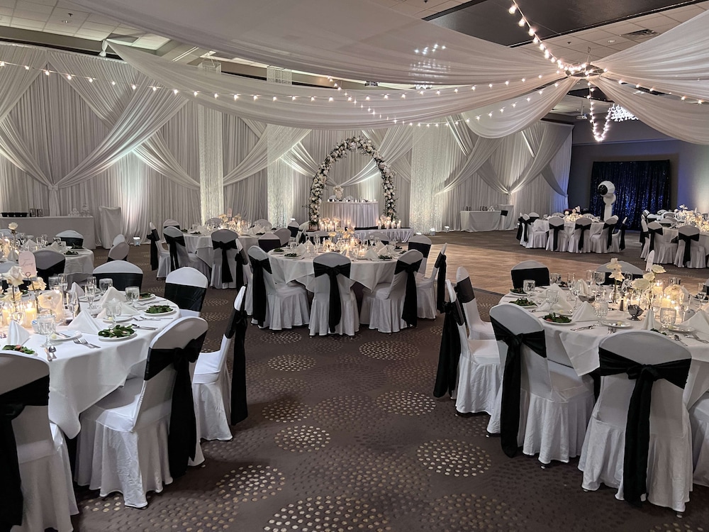 DoubleTree by Hilton Hotel Bloomington - photo 88