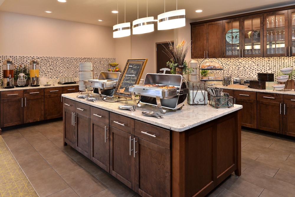 Homewood Suites By Hilton Cincinnati Mason - photo 41