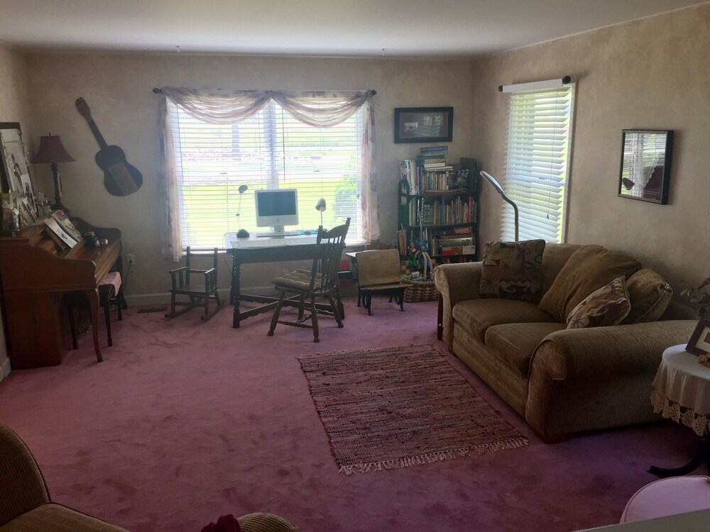 The Harsens Island Getaway Resort - photo 43