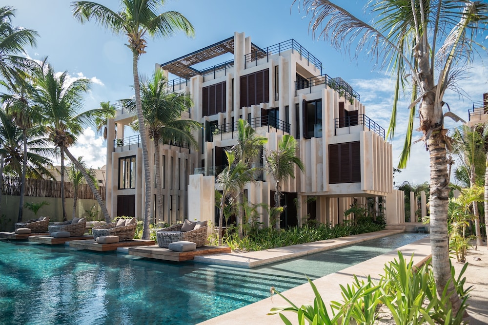 BESPOKE Member of Small Luxury Hotels in Tulum, Mexico