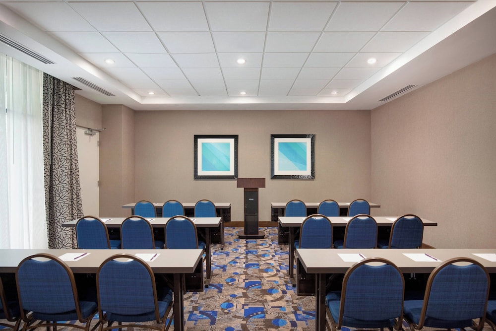 Residence Inn by Marriott Seattle South Renton - photo 33