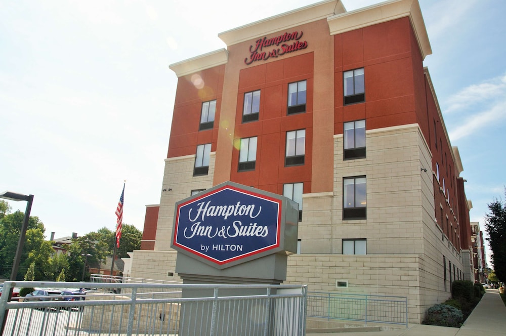 Hampton Inn & Suites Cincinnati Uptown University Area - photo 40