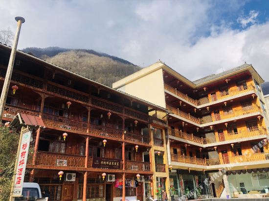 Shanshuping Hotel in Luqiao, People's Republic of China