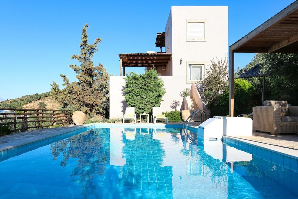 Elaia — 4-Star Luxury Hotel in Moires, Greece