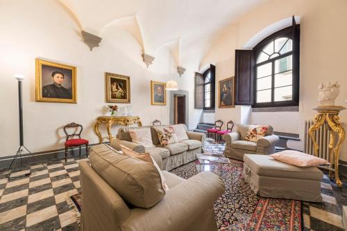 Firenze Rentals Deluxe Palmieri — 4-Star Luxury Hotel in Florence, Italy