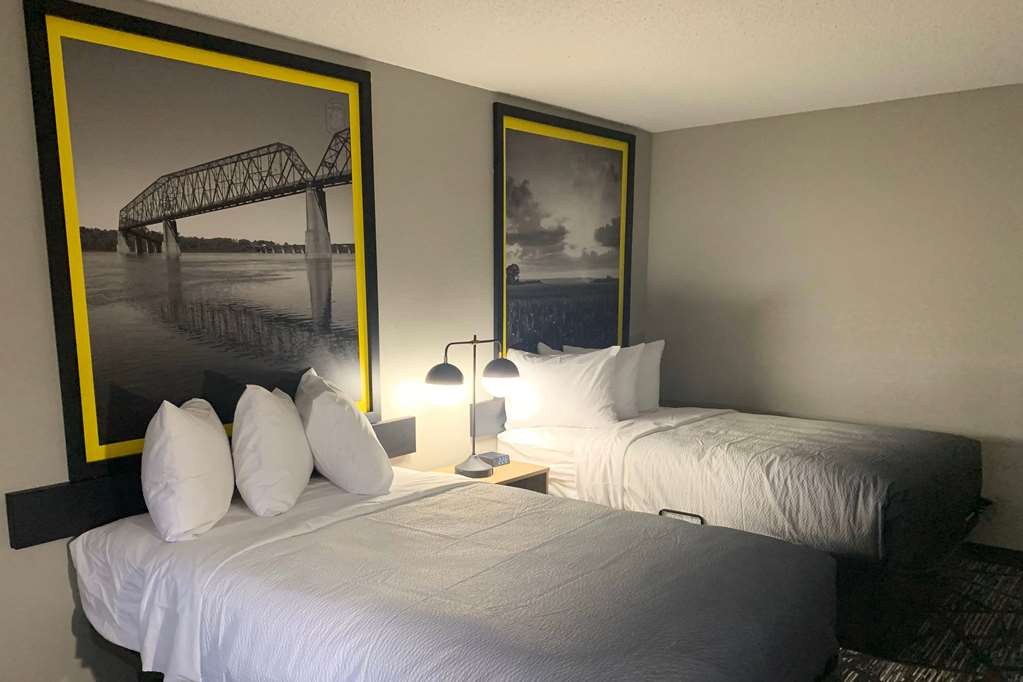 Super 8 By Wyndham Kirksville - photo 14