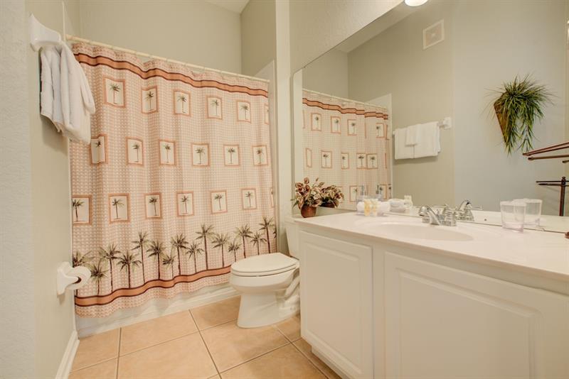 Lakeview Executive Penthouse VR - photo 37