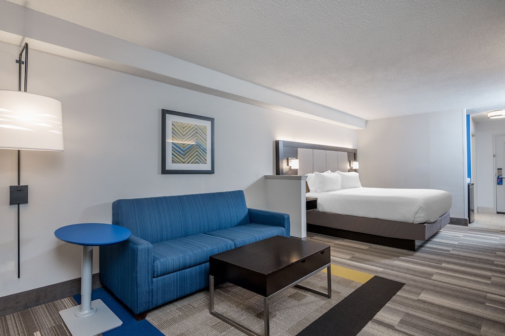 Holiday Inn Express & Suites Florence I 95 & I 20 Civic Ctr by IHG - photo 6