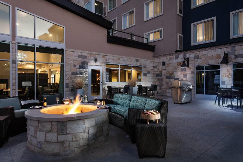 Residence Inn Austin Lake Travis River Place - photo 2