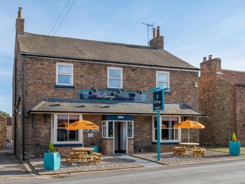 The George Country Inn Wath — 4-Star Luxury Hotel in Wath Upon Dearne, United Kingdom