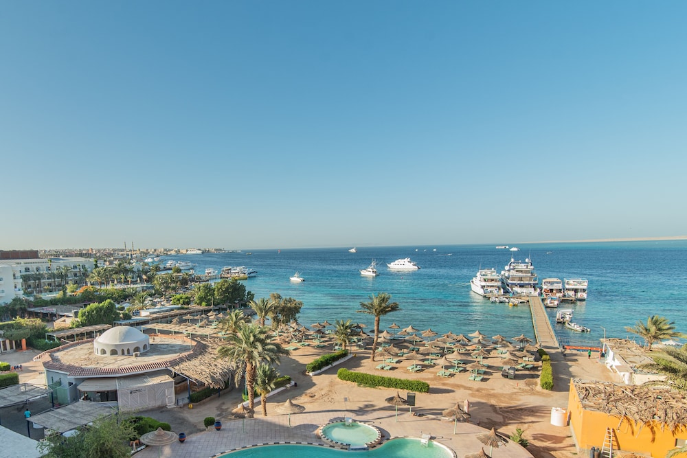 Dexon Hotels - carbon neutral hotel in Hurghada