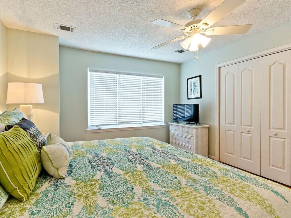 Atlantic Ocean 3 — 4-Star Luxury Hotel in Tybee Island, United States