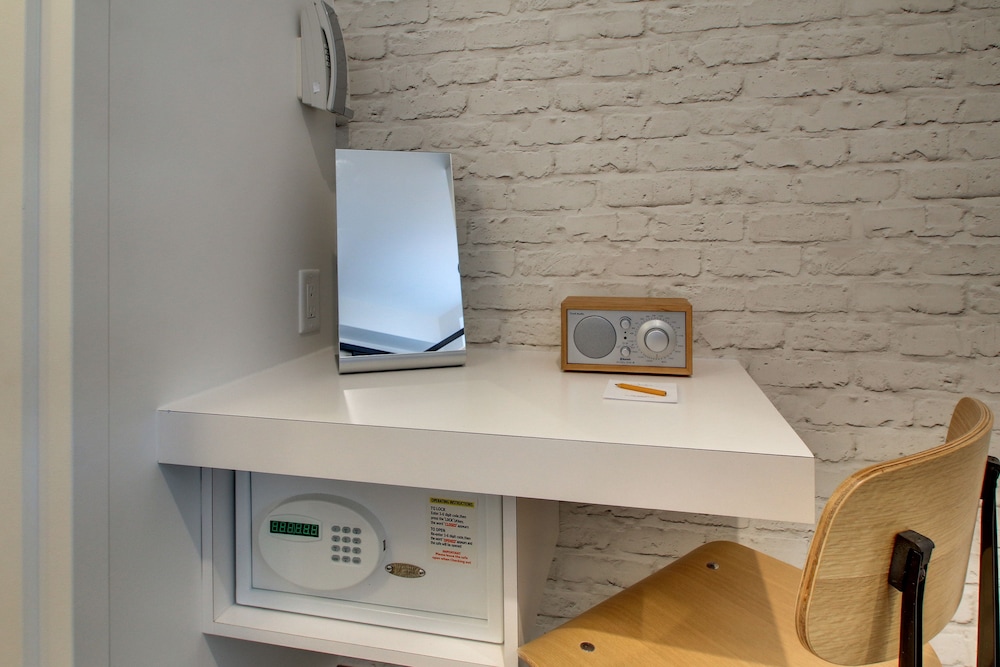 Hotel Hive - photo 31