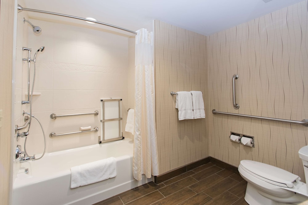 Hilton Garden Inn Dayton South Austin Landing - photo 32