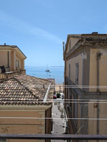 MeryTes Casa vista mare — 4-Star Luxury Hotel in Crotone, Italy