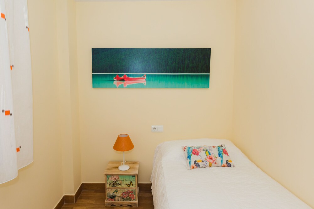 SunHome Carlos Haya Flat — Malaga — photo 3