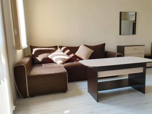 Ani's Studios — 4-Star Luxury Hotel in Zlatni Pyasatsi, Bulgaria