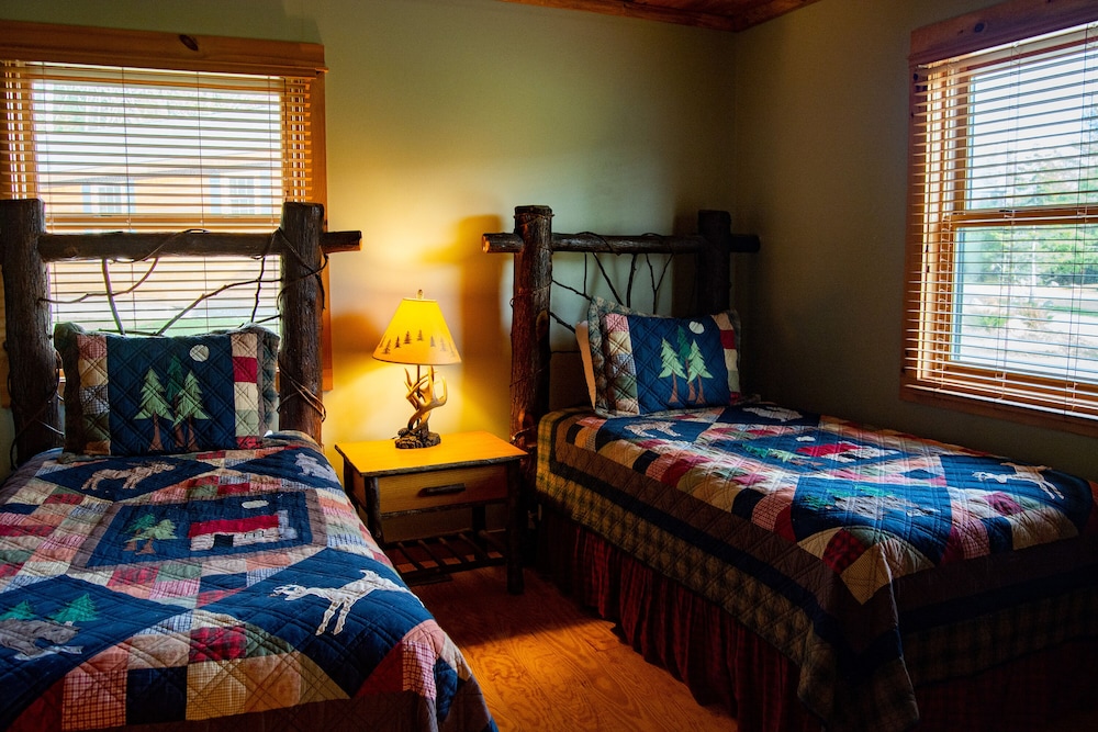 Ampersand Bay Resort - photo 11