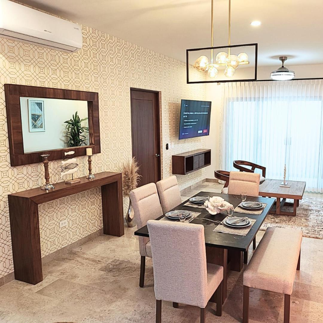 Costa Azul Sunnyadventuretravel in La Paz, Mexico