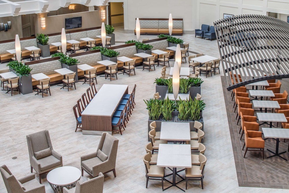 Embassy Suites by Hilton Seattle Tacoma International Airport - photo 7