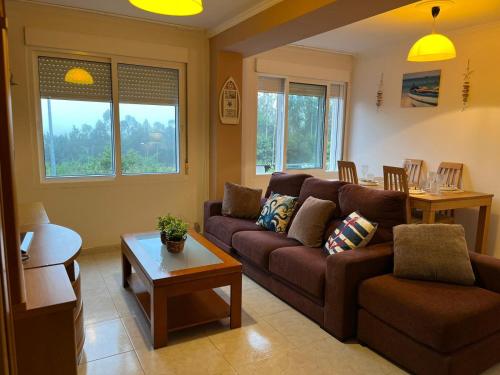 Apartamentos Sardiñeiro — hotel in Fisterra