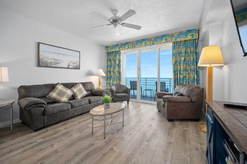 Luxury 17th Floor 1 BR Condo Direct Oceanfront Wyndham Ocean Walk Resort Daytona Beach 1708 in Daytona Beach, United States