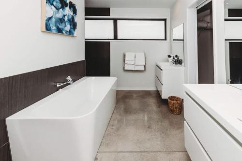 Perfect On Powderham Prime Inner City Location in New Plymouth, New Zealand