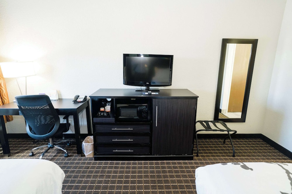 Sleep Inn & Suites Knoxville West - photo 45