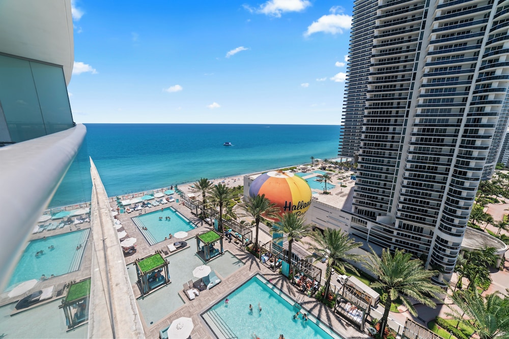 Lyfe Resort and Residence — 4-Star Luxury Hotel in Hollywood, United States