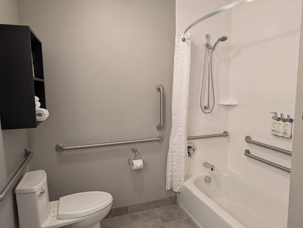 Candlewood Suites Lebanon by IHG - photo 16