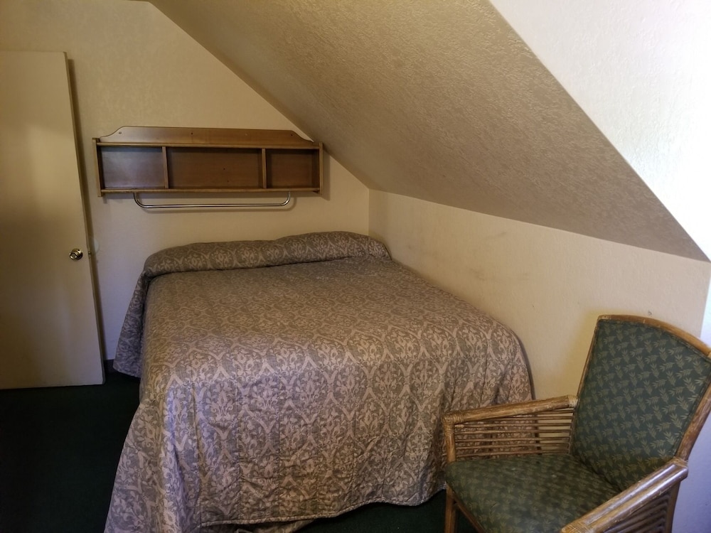 The Timberline Lodge - photo 25