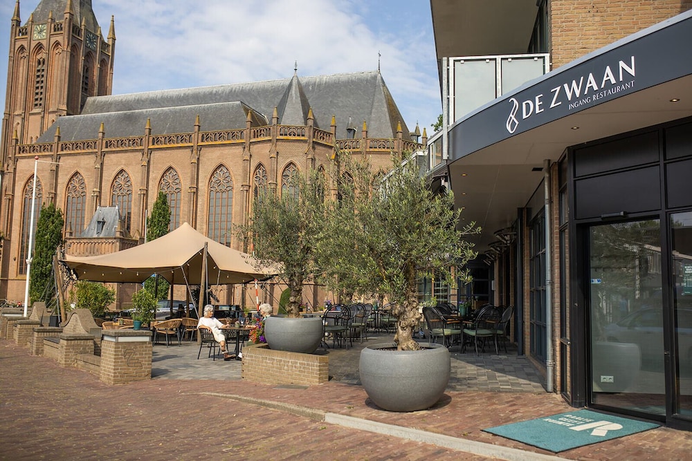 Hotel Restaurant De Zwaan — hotel in Raalte