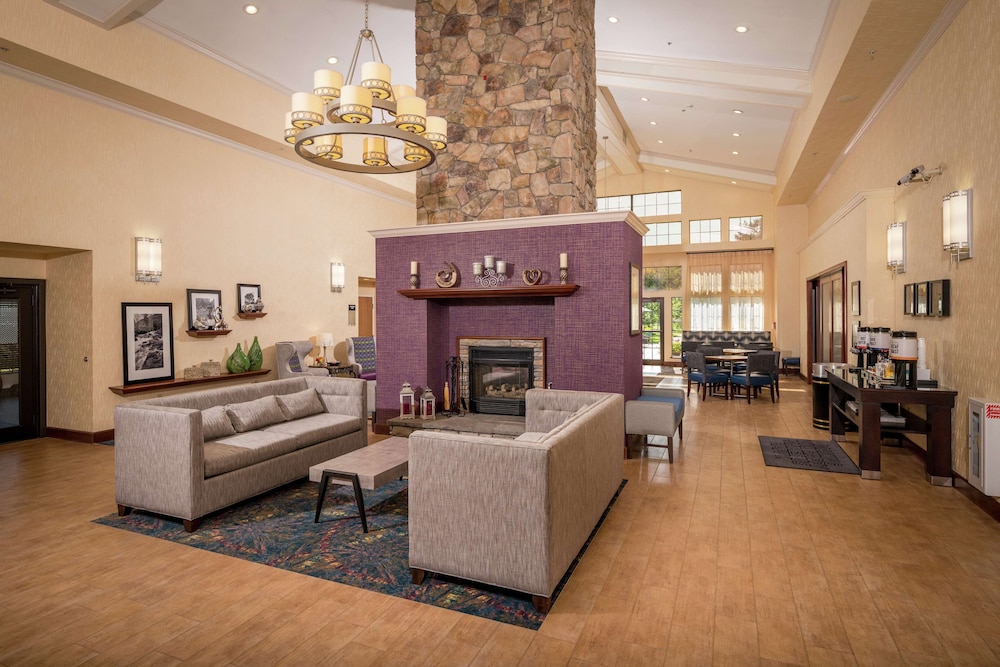 Hampton Inn & Suites Binghamton Vestal - photo 28