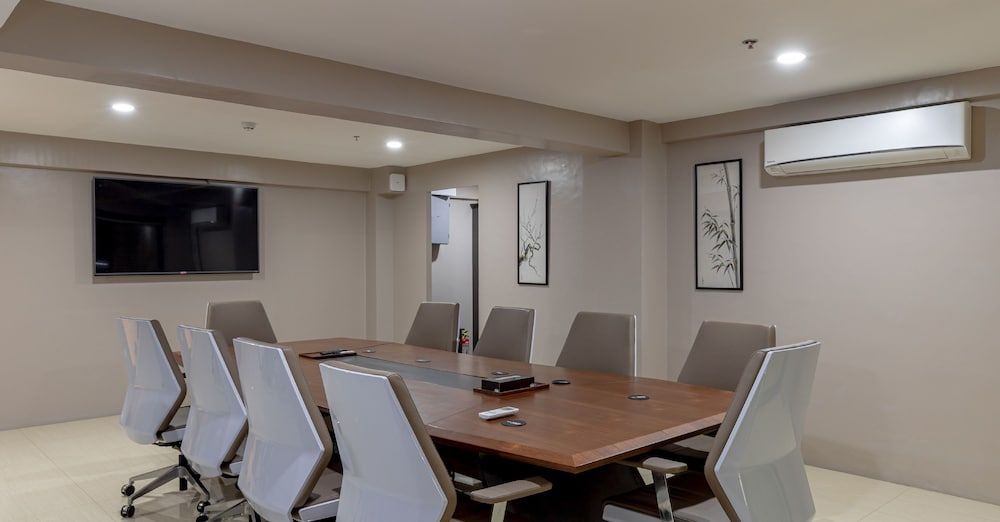 Zen Rooms Inigo Hotel Legazpi in Legaspi, Philippines