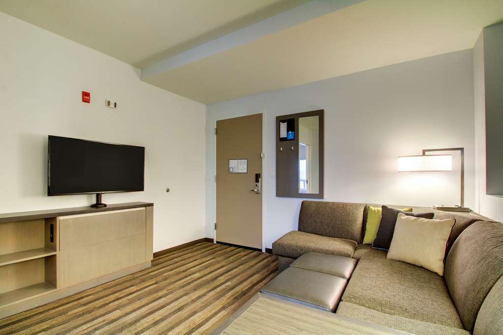 Hyatt House Chicago Evanston - photo 4