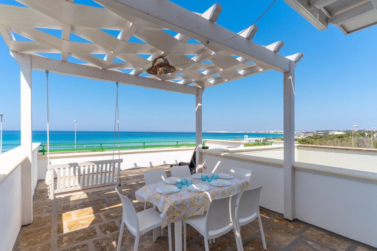 Cozy Beach House Fronte mare — 4-Star Luxury Hotel in Gallipoli, Italy