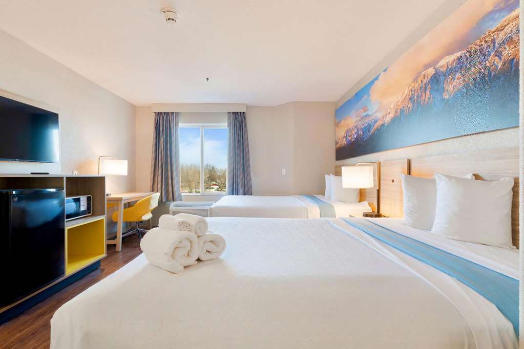 Days Inn by Wyndham Thornton - photo 16
