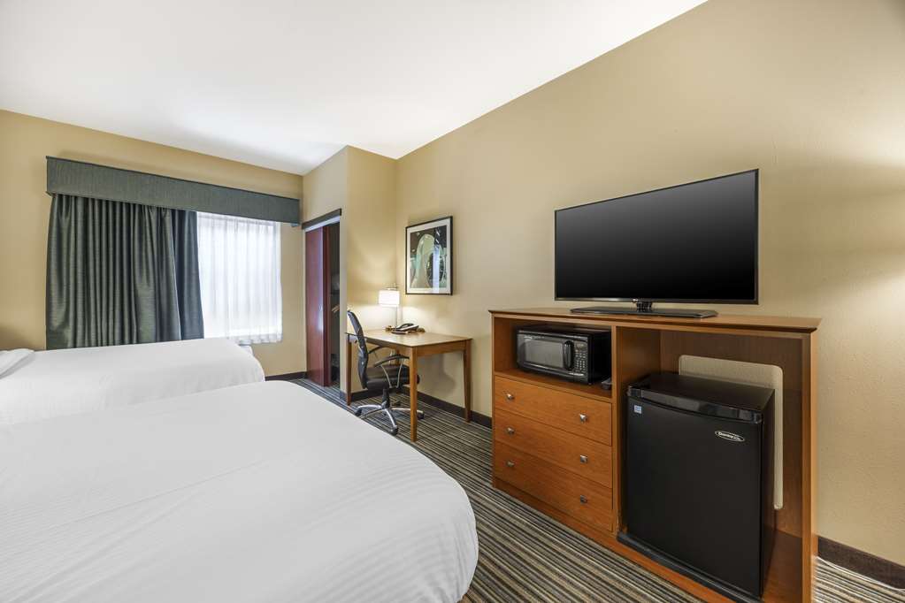Best Western Plus Tuscumbia Muscle Shoals Hotel and Suites - photo 18