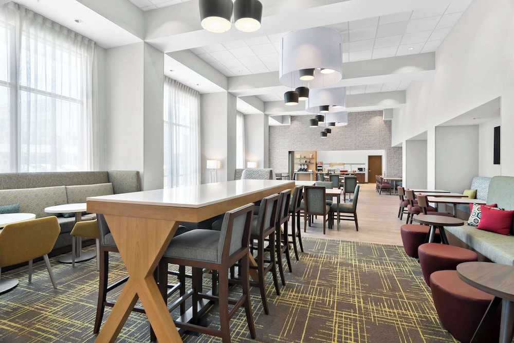 Hampton Inn & Suites by Hilton Chicago Medical District UIC - photo 46